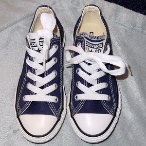Converse kids Navy low top size 11